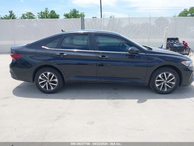 3VWCM7BU8NM013476 Volkswagen Jetta 1.5t S