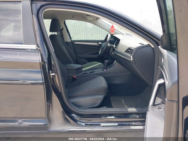 3VWCM7BU8NM013476 Volkswagen Jetta 1.5t S