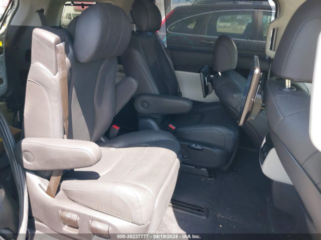 KNDNE5H33N6098710 KIA Carnival Mpv Sx Prestige