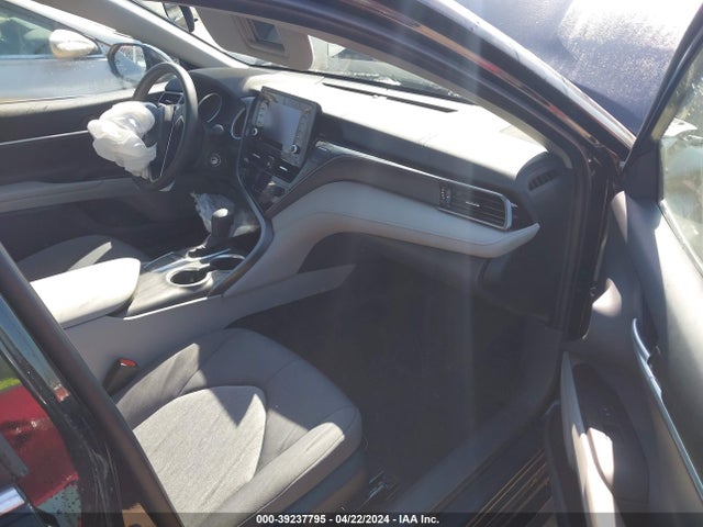 Toyota CAMRY LE 2023 4T1C11AK4PU835081 Image 5