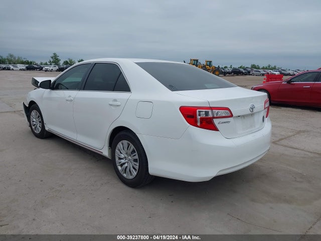 Toyota CAMRY LE 2014 4T4BF1FK8ER443231 Image 3