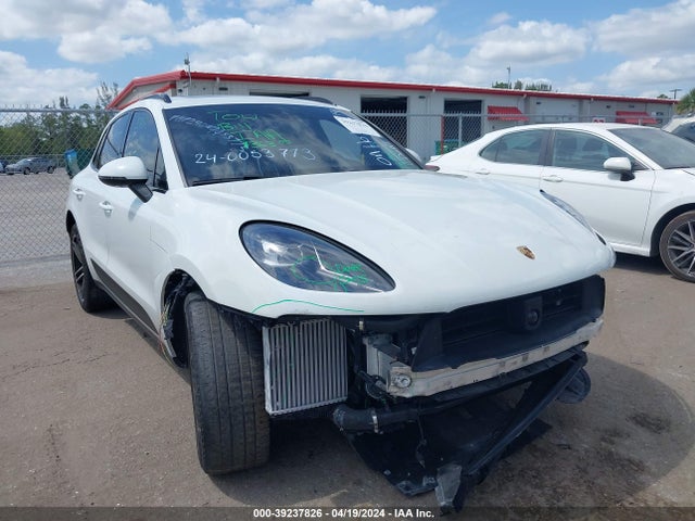 2020 PORSCHE MACAN WP1AB2A58LLB32042 Photo 0