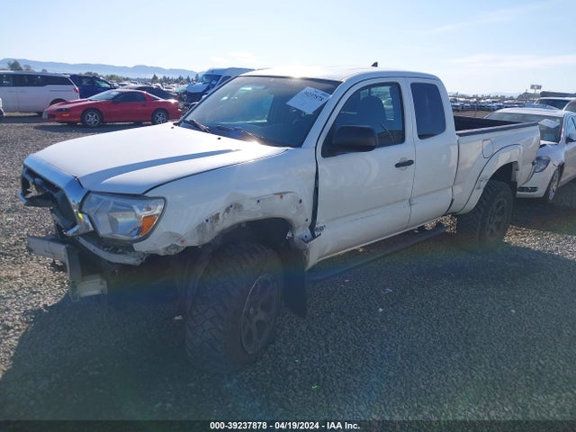 Toyota Tacoma Base V6 2015 5TFUU4EN1FX125803 Image 2