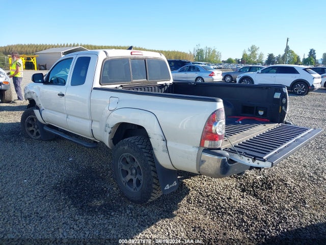 Toyota Tacoma Base V6 2015 5TFUU4EN1FX125803 Image 3