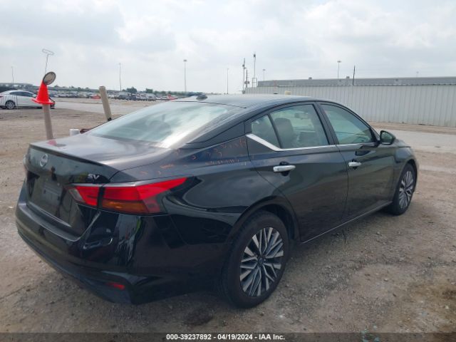 1N4BL4DV3PN340985 Nissan Altima Sv Fwd