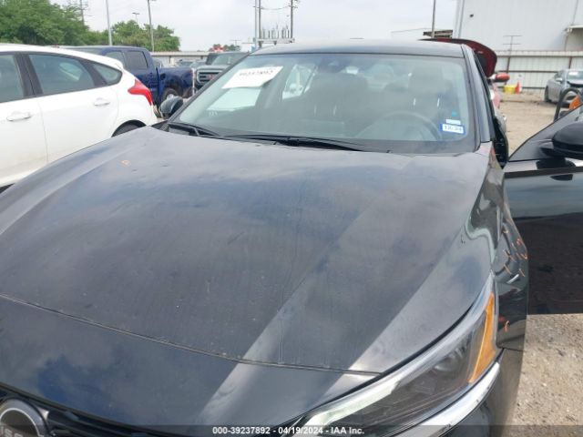 1N4BL4DV3PN340985 Nissan Altima Sv Fwd