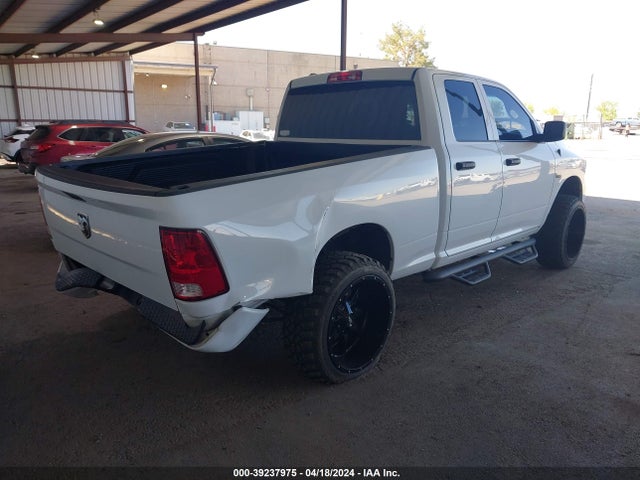 RAM 1500 Express Quad Cab 4x4 6'4 Box 2017 1C6RR7FT3HS692172 Image 4