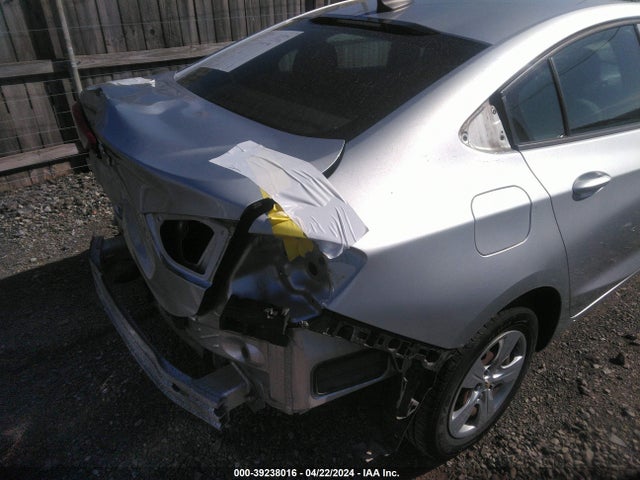Chevrolet Cruze Ls Auto 2018 1G1BC5SM4J7211930 Image 13
