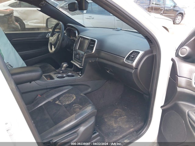 1C4RJEAG9JC380615 Jeep Grand Cherokee Altitude 4x2