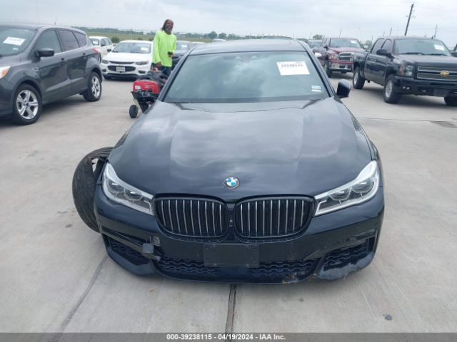WBA7F0C53HGM21246 BMW 750i