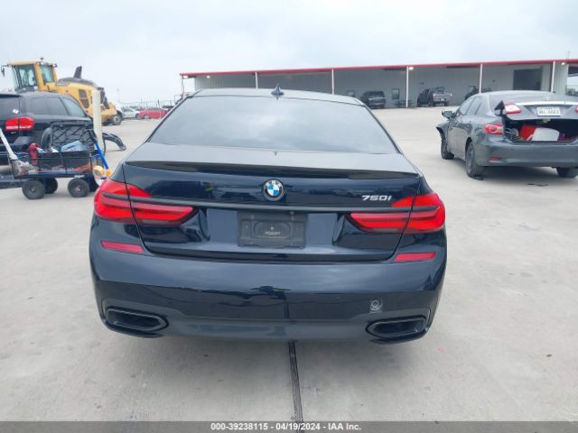 WBA7F0C53HGM21246 BMW 750i