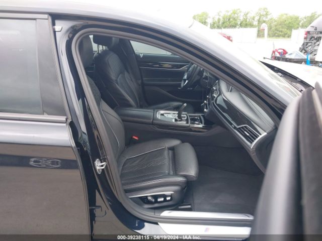 WBA7F0C53HGM21246 BMW 750i