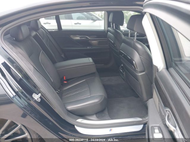 WBA7F0C53HGM21246 BMW 750i