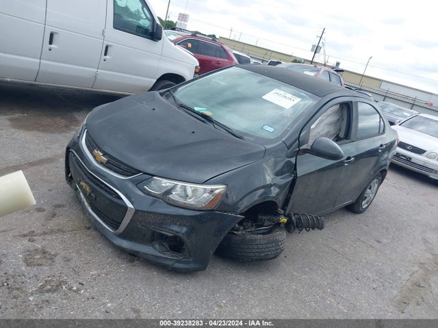 Chevrolet Sonic Ls Auto 2017 1G1JB5SH6H4159195 Image 2