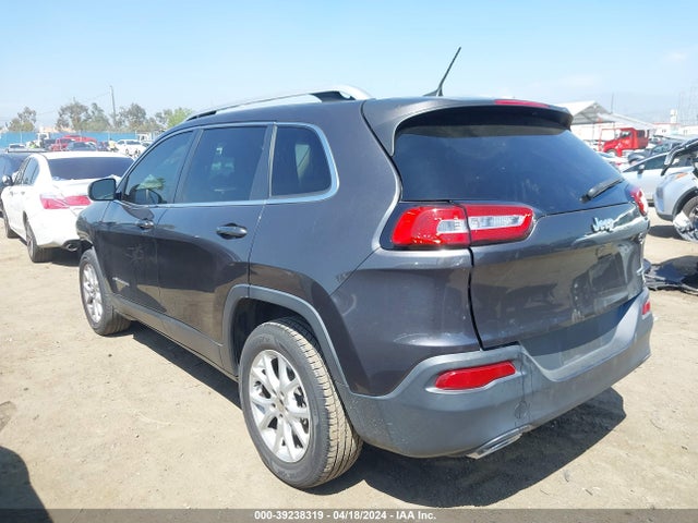 1C4PJLCS9HW549389 Jeep Cherokee Latitude Fwd