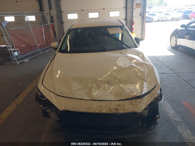 3MZBPADL8KM108166 Mazda Mazda3 Preferred Package