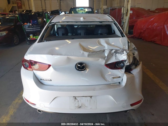 3MZBPADL8KM108166 Mazda Mazda3 Preferred Package