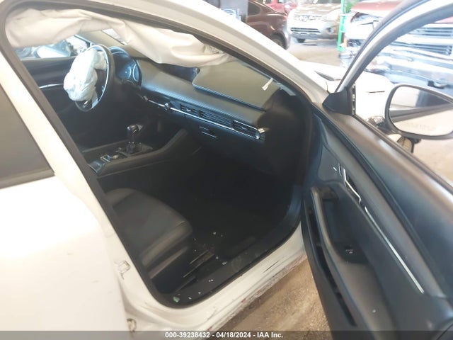 3MZBPADL8KM108166 Mazda Mazda3 Preferred Package