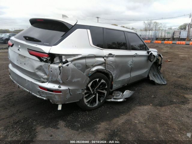 2022 MITSUBISHI OUTLANDER JA4J4UA89NZ025352 Photo 3