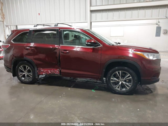 Toyota Highlander Xle V6 2016 5TDJKRFHXGS337718 Image 13