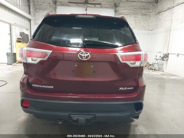Toyota Highlander Xle V6 2016 5TDJKRFHXGS337718 Image 16