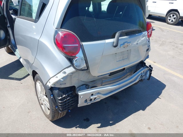 Chevrolet Spark 1lt Cvt 2015 KL8CD6S93FC718402 Image 6