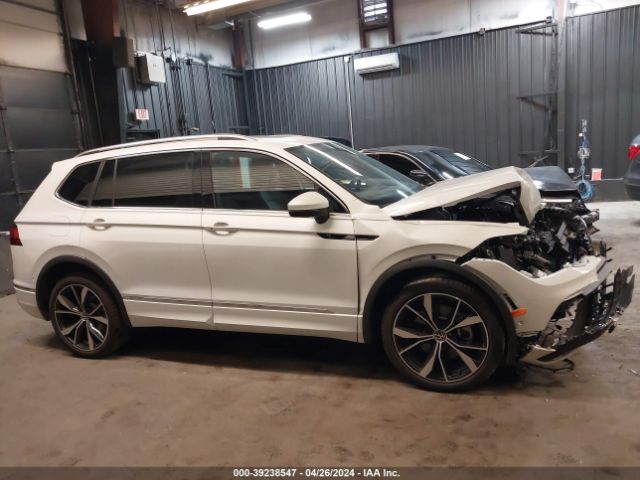 3VV4B7AX8PM115387 Volkswagen Tiguan 2.0t Sel R-line