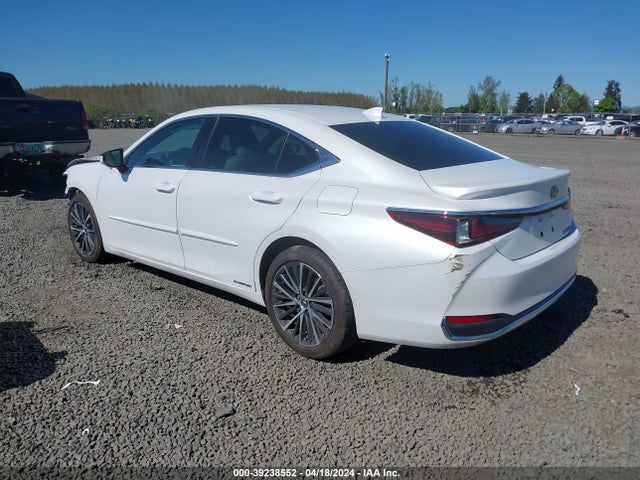 Lexus ES 300H 2022 58ADA1C13NU025584 Image 3