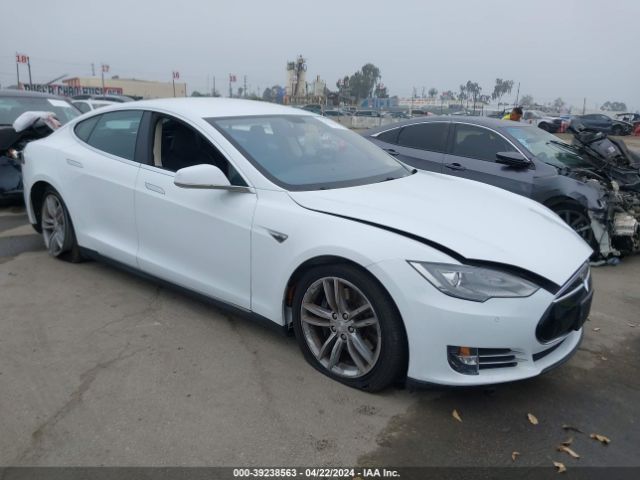 2014 Tesla Model S მანქანა იყიდება აუქციონზე, vin: 5YJSA1S17EFP44723, აუქციონის ნომერი: 39238563
