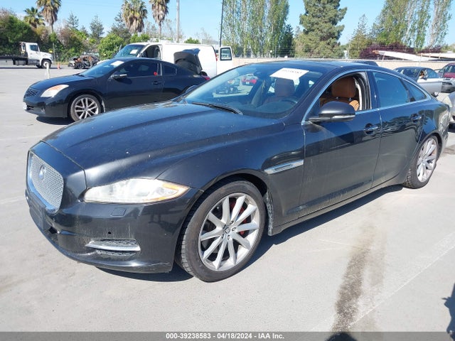 2013 JAGUAR XJ SAJWA1C76D8V39432 Photo 1