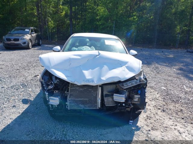 5XXG14J26PG175509 KIA K5 LXS