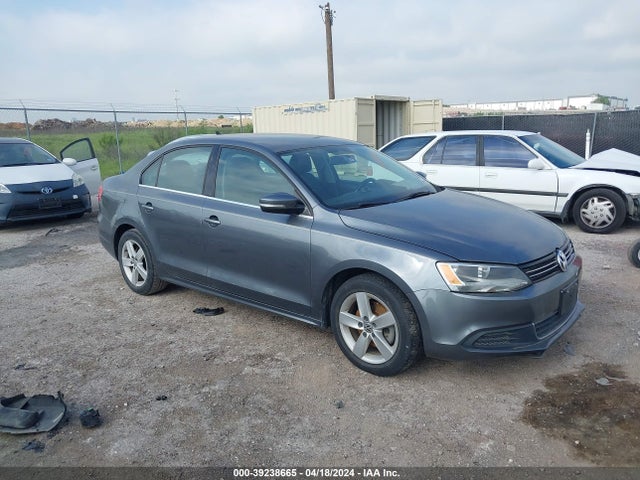 2014 3VW3L7AJ8EM391551 main image