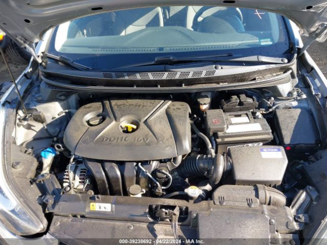 KMHDH4AE2GU526222 Hyundai ELANTRA SE