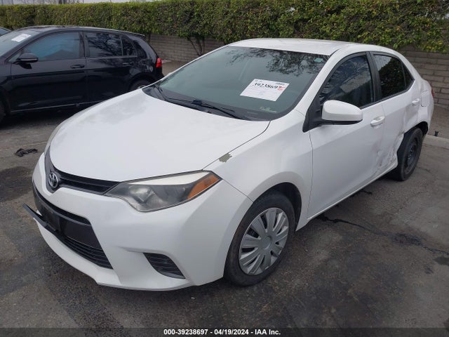 Toyota COROLLA LE 2016 5YFBURHE0GP548713 Image 2