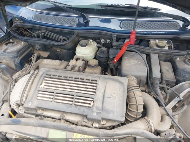 2006 MINI COOPER S WMWRE33586TJ37449 Photo 9