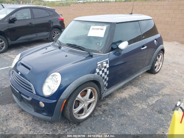2006 MINI COOPER S WMWRE33586TJ37449 Photo 1