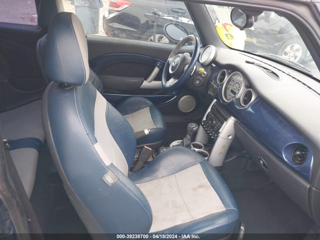 2006 MINI COOPER S WMWRE33586TJ37449 Photo 4