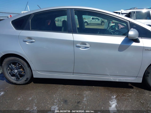Toyota Prius Two 2015 JTDKN3DU6F0484239 Image 14