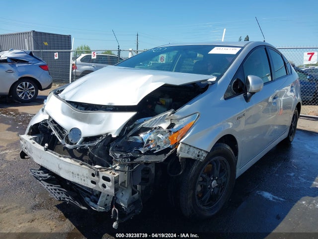 Toyota Prius Two 2015 JTDKN3DU6F0484239 Image 6
