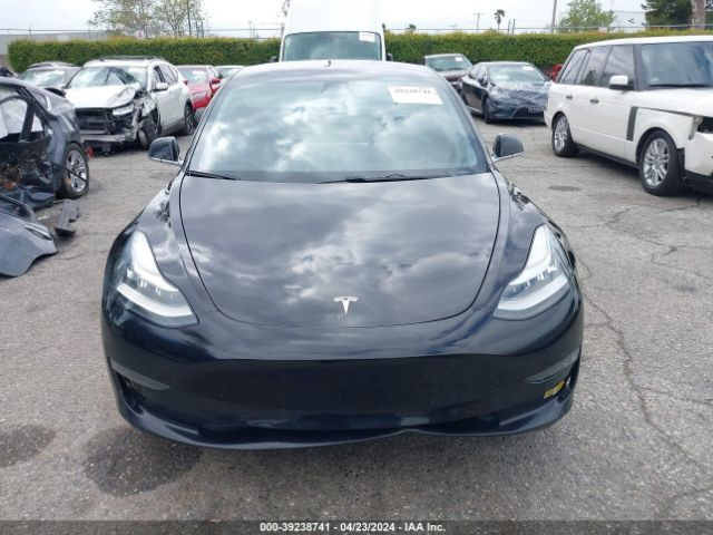 5YJ3E1EB8JF086644 Tesla Model 3 Long Range/performance