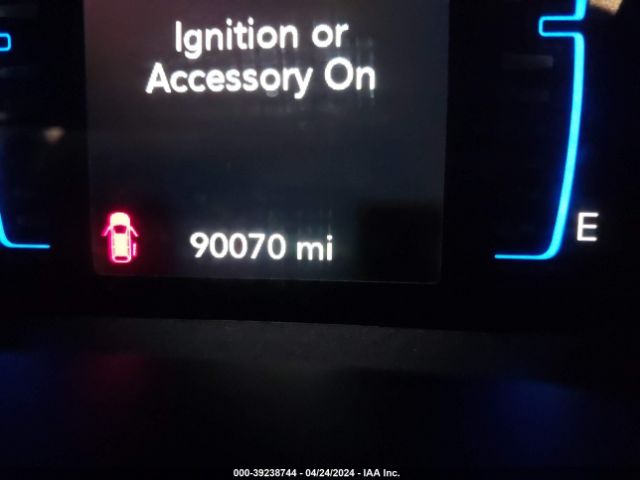 2C4RC1DG7MR539058 Chrysler Voyager Lxi