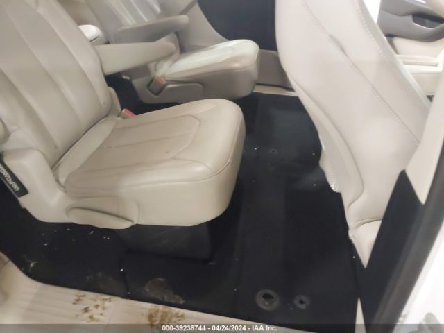2C4RC1DG7MR539058 Chrysler Voyager Lxi
