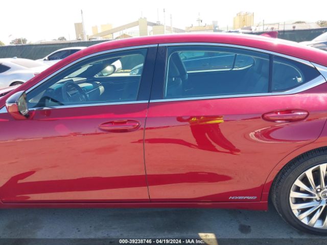 58AEA1C12MU012473 Lexus Es 300h Luxury