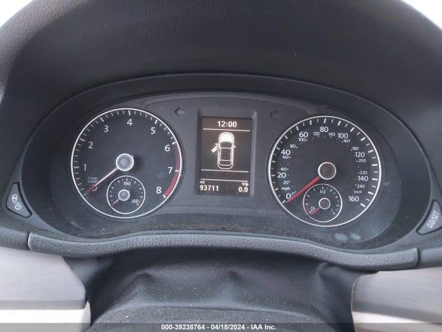 1VWBS7A31EC049943 Volkswagen Passat 1.8t Se