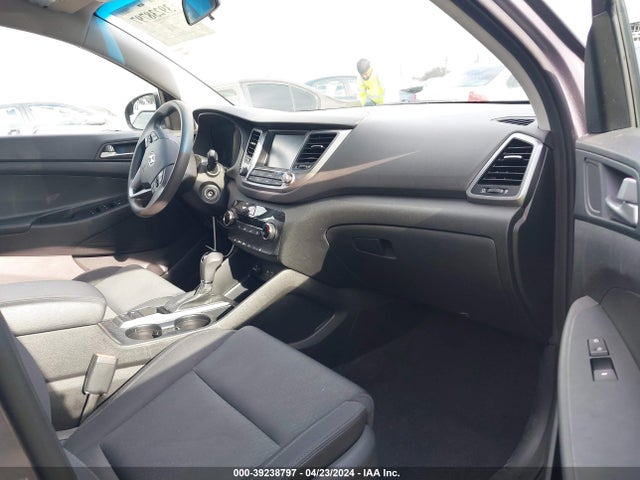 Hyundai TUCSON SEL 2018 KM8J33A41JU755016 Image 5
