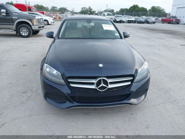 55SWF4JB0GU169123 Mercedes-Benz C 300 Luxury/sport