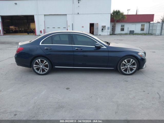 55SWF4JB0GU169123 Mercedes-Benz C 300 Luxury/sport