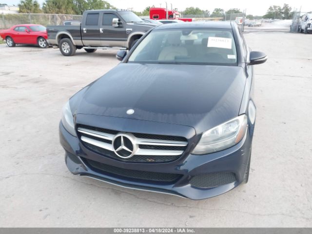 55SWF4JB0GU169123 Mercedes-Benz C 300 Luxury/sport