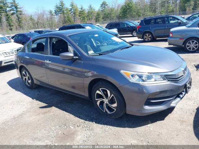 Auction sale of the 2017 Honda Accord Lx, vin: 1HGCR2F31HA015131, lot number: 39238832