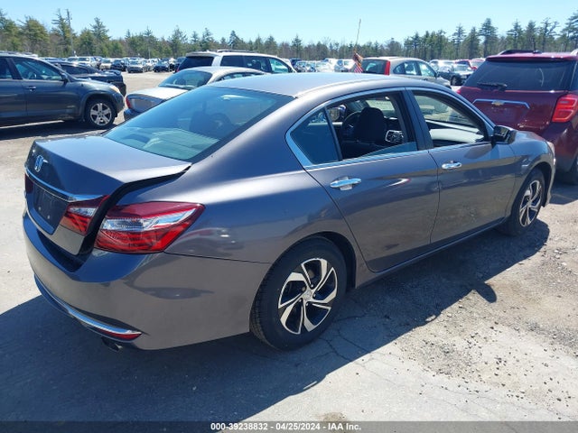 Honda ACCORD LX 2017 1HGCR2F31HA015131 Image 4